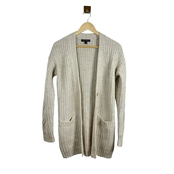 Banana Republic Oversized Cable Knit Wool/Alpaca Blend Cardigan in Beige Size S