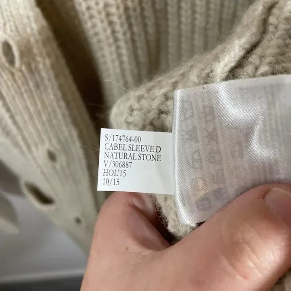 Banana Republic Oversized Cable Knit Wool/Alpaca Blend Cardigan in Beige Size S