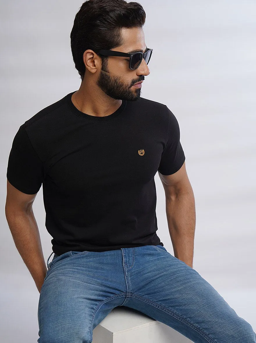 Black Solid Slim Fit T-Shirt | JadeBlue