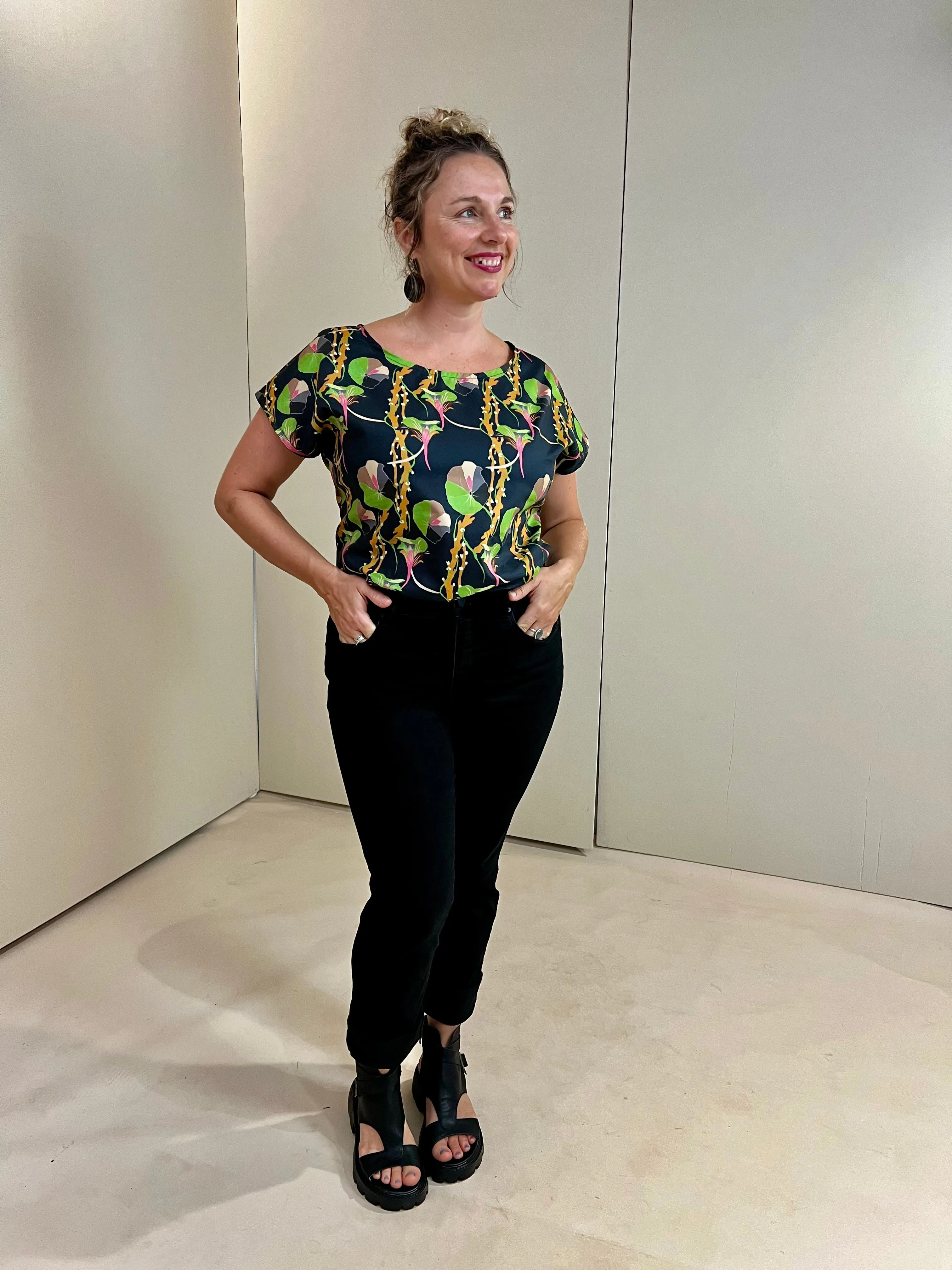 Breeze Top - Nasturtium Black