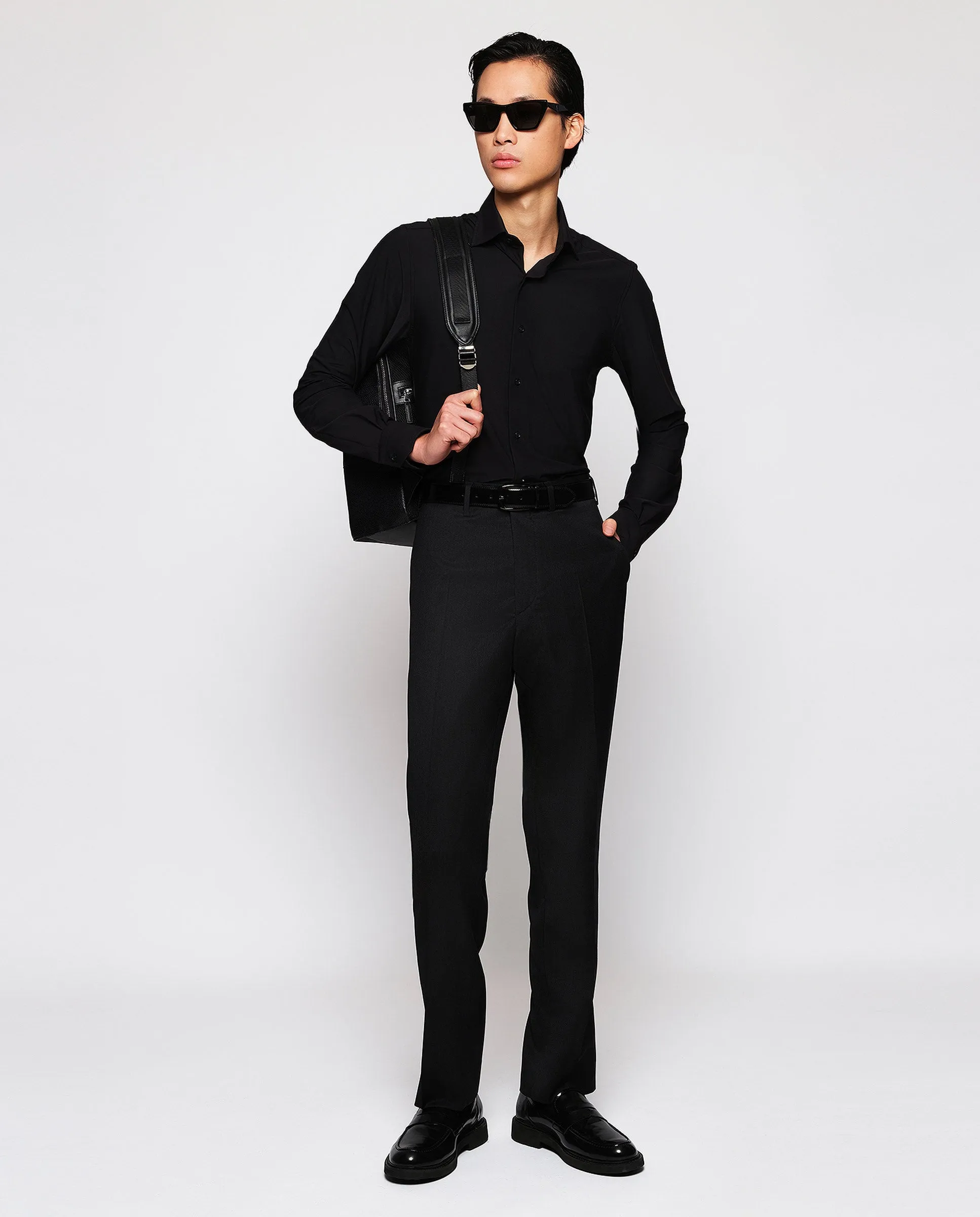 Camisa vestir técnica tailored fit negra