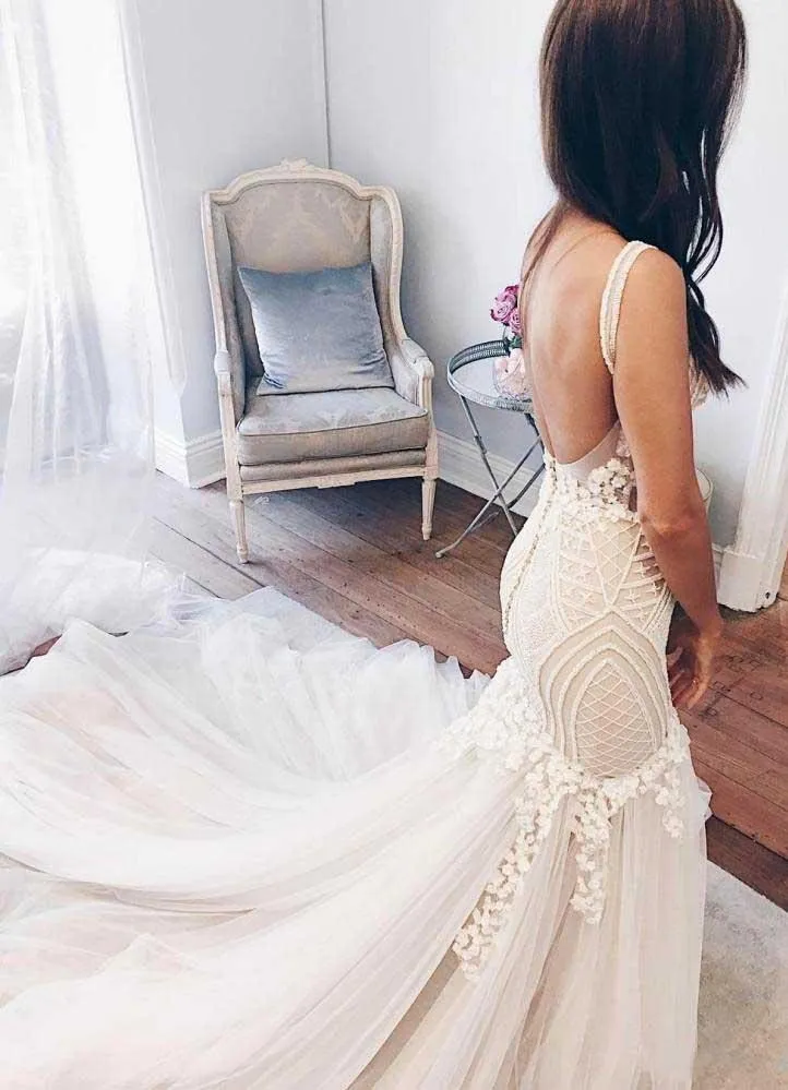 Charming Mermaid Ivory Sexy Sleeveless Lace Wedding Dresses OKC82