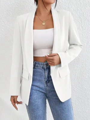 Cherry Vibes: Blazer Raffinéa de Cuello Chal en