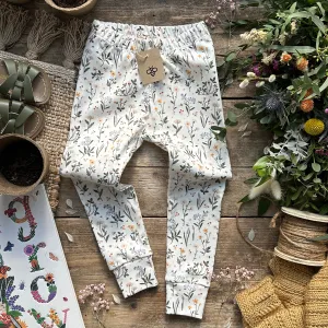 Ditsy Meadow Slim Leggings | Ready To Post