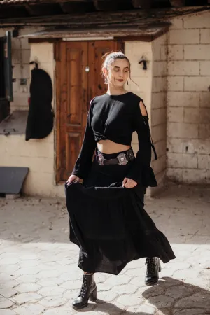 Fall I'm Here Top in Black