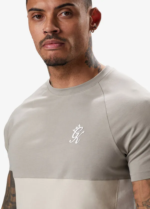 Gym King Contrast Panel T-Shirts Stone/Taupe/White