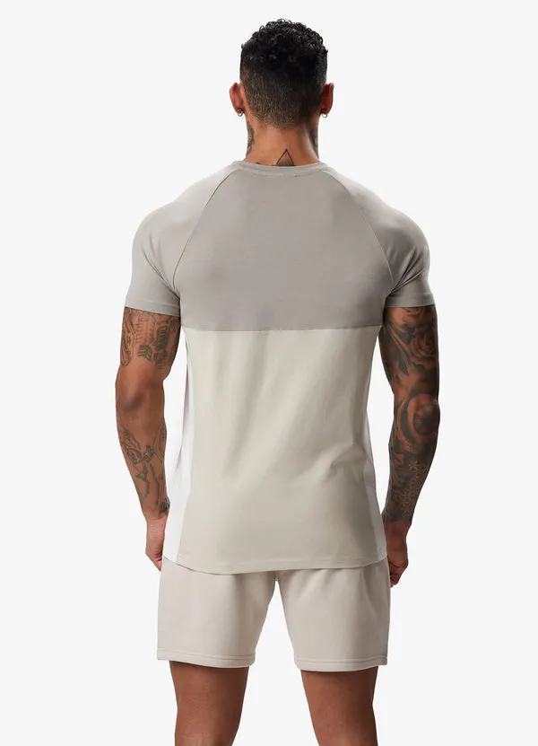 Gym King Contrast Panel T-Shirts Stone/Taupe/White
