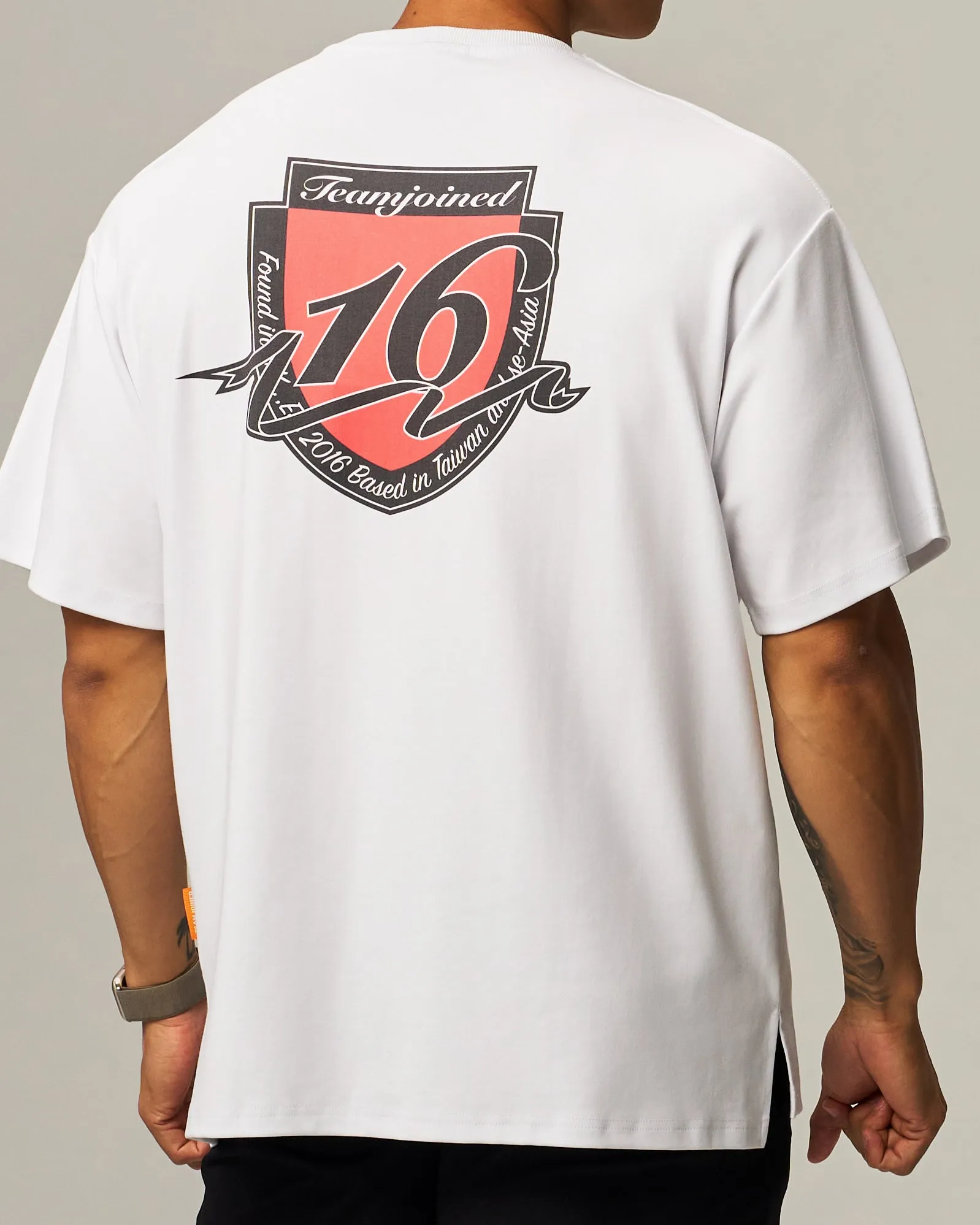Joined® 8 Anniv. 16 Shield Oversized