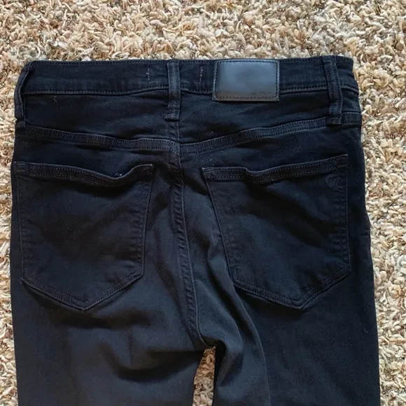 Madewell Black Roadtripper Jeans