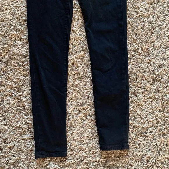 Madewell Black Roadtripper Jeans