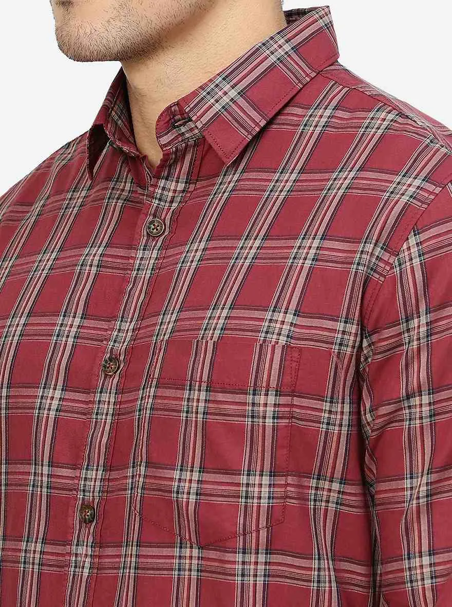 Maroon Checked Slim Fit Casual Shirt | JadeBlue