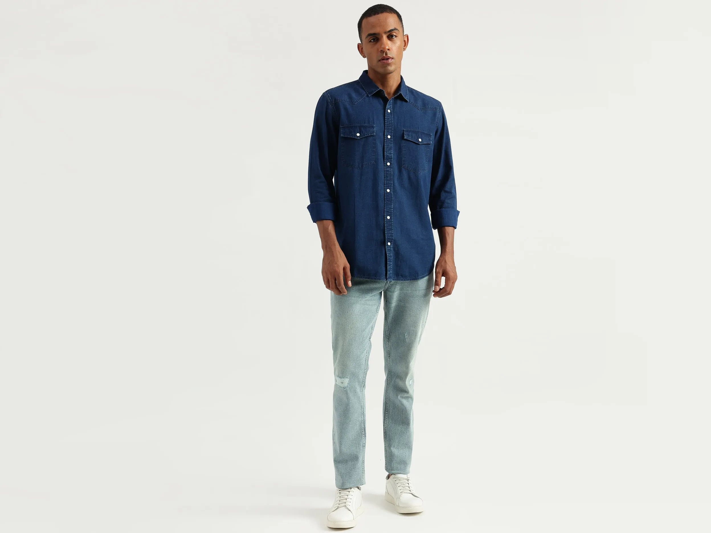 Men's Regular Fit Spread Collar Solid Shirts