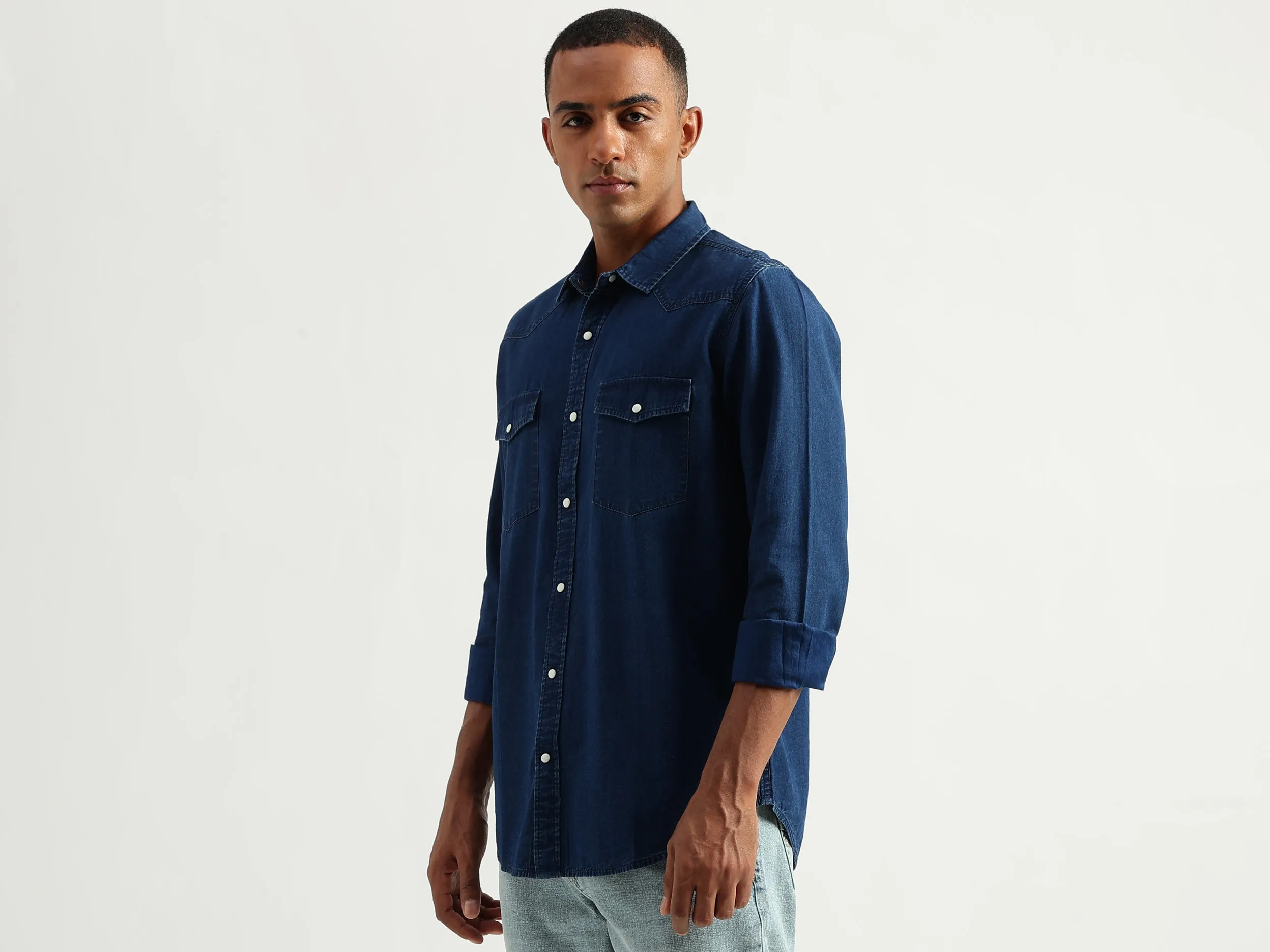 Men's Regular Fit Spread Collar Solid Shirts