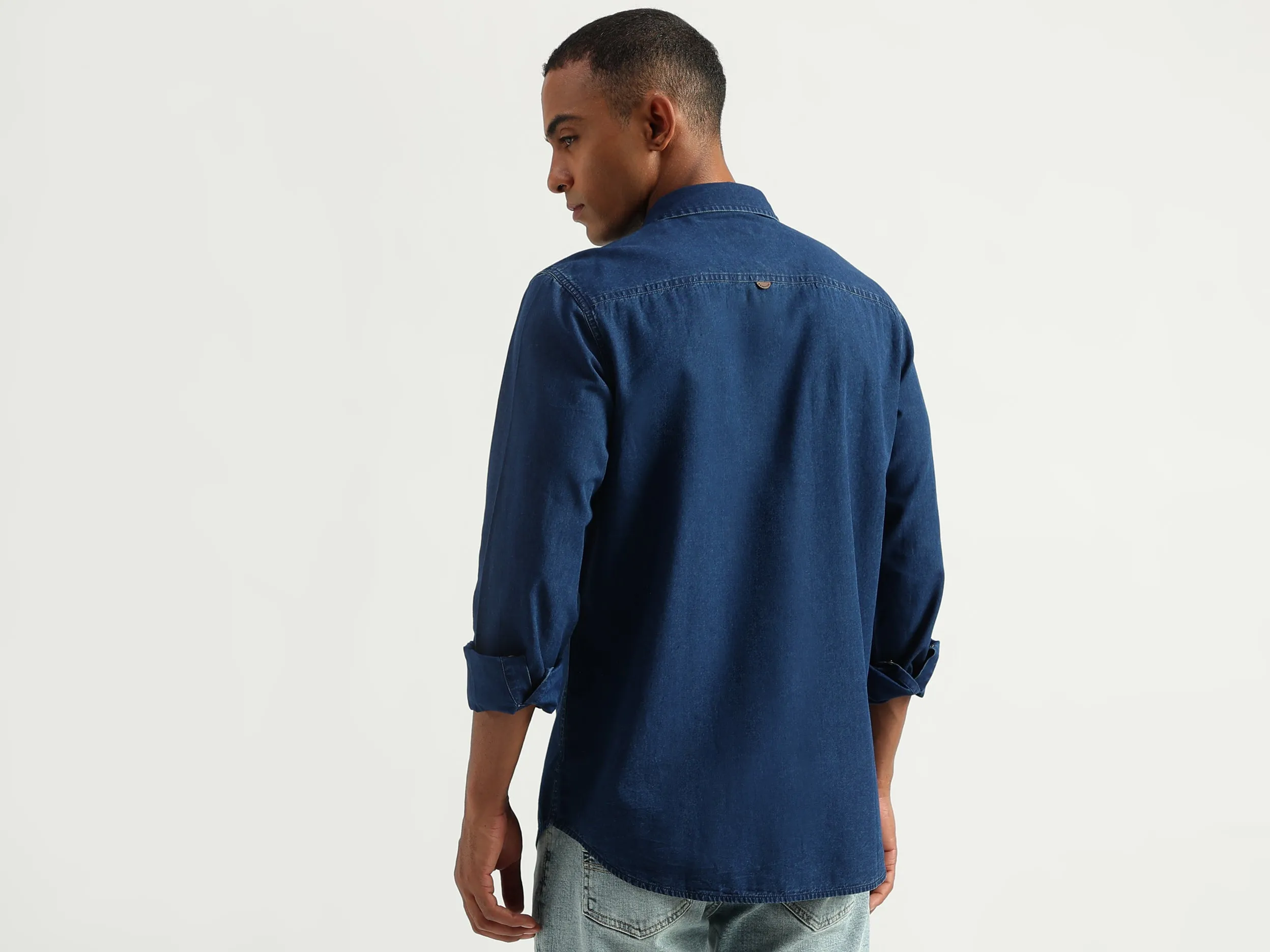 Men's Regular Fit Spread Collar Solid Shirts