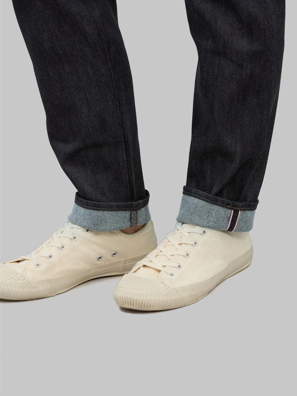 Momotaro MMJZ0203 13.7oz #200 "Cashmere" Tapered Jeans