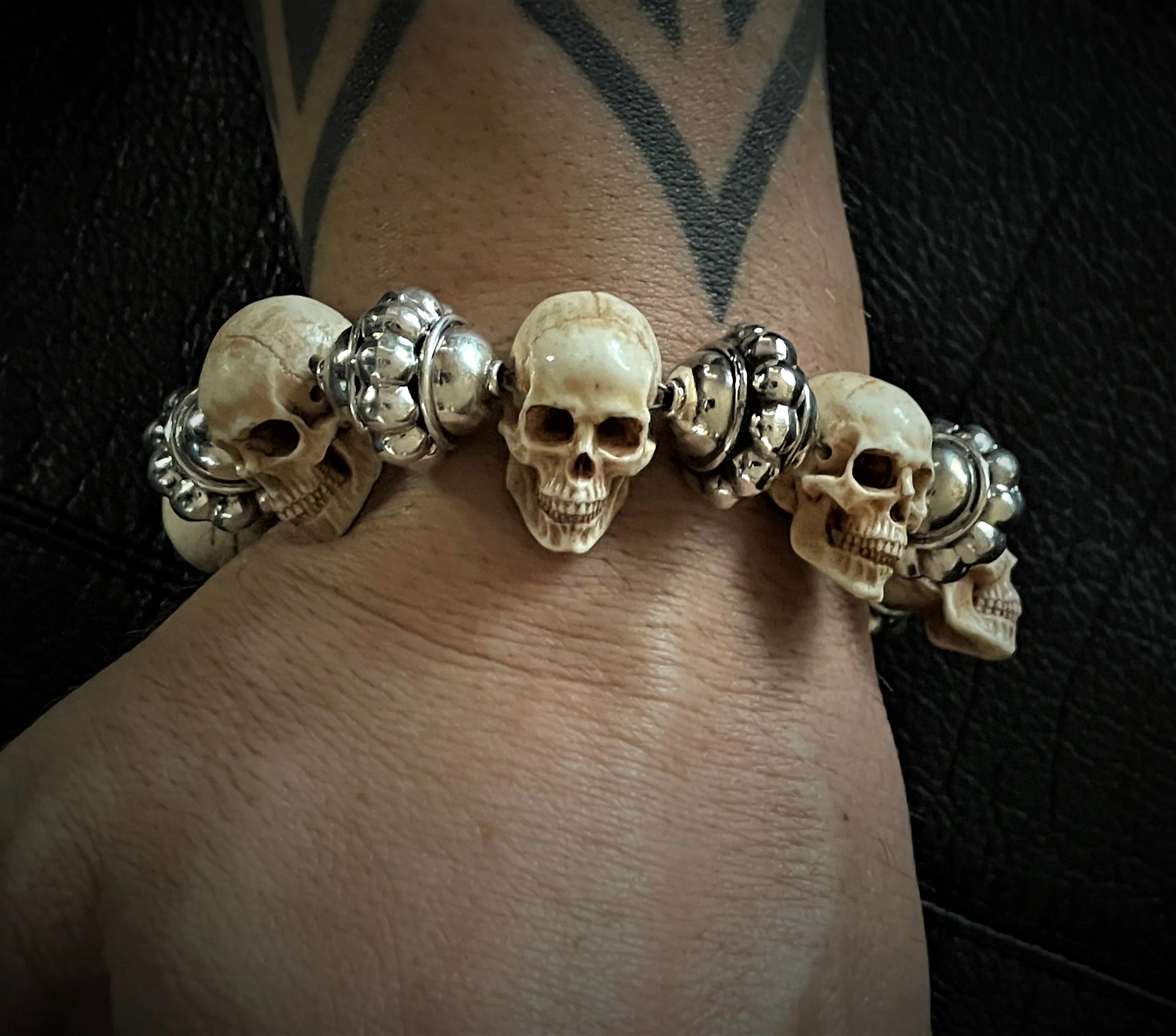 Mortis Ores Antler Skull & Silver Bead Bracelet