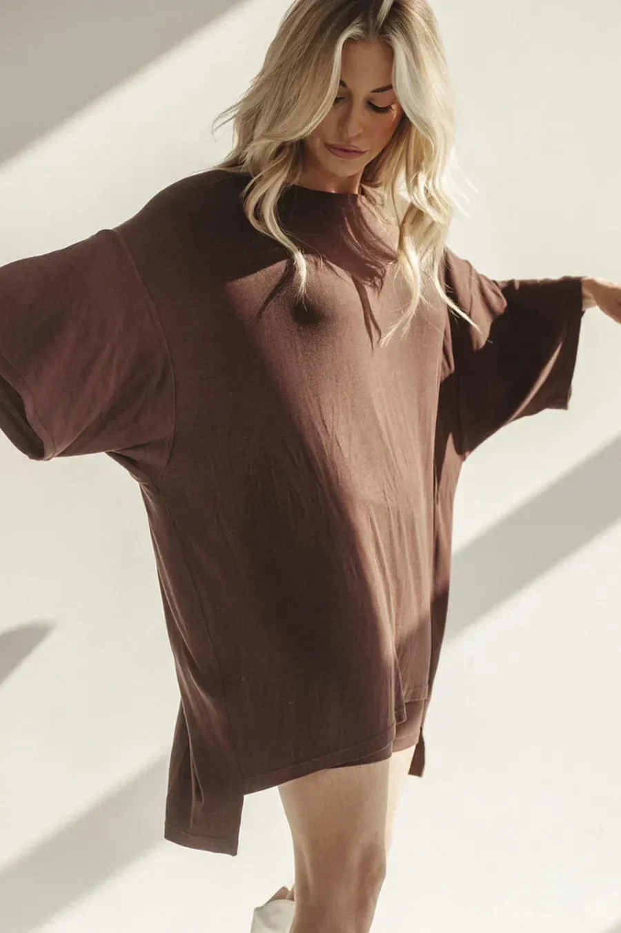 Nora® | Women's loungewear set: oversized T-shirt with cycling shorts, comfortable and versatile