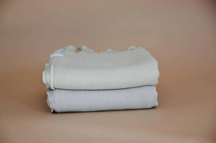 Oversized Turkish Towel Milk