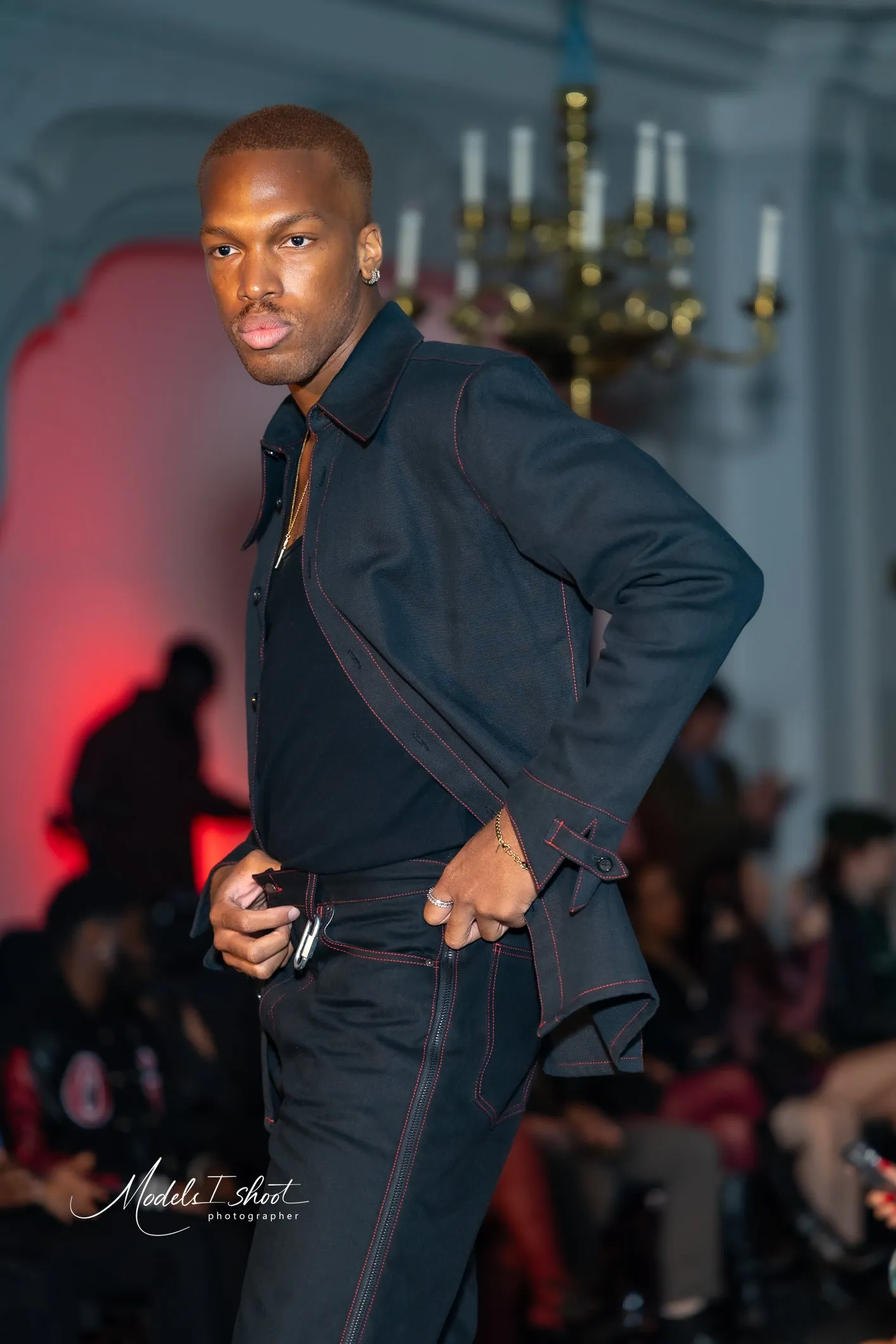 Razor Collar Shirt in Black Cotton Linen Mix