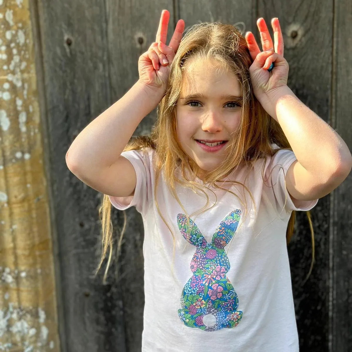 Short sleeve bunny t-shirt