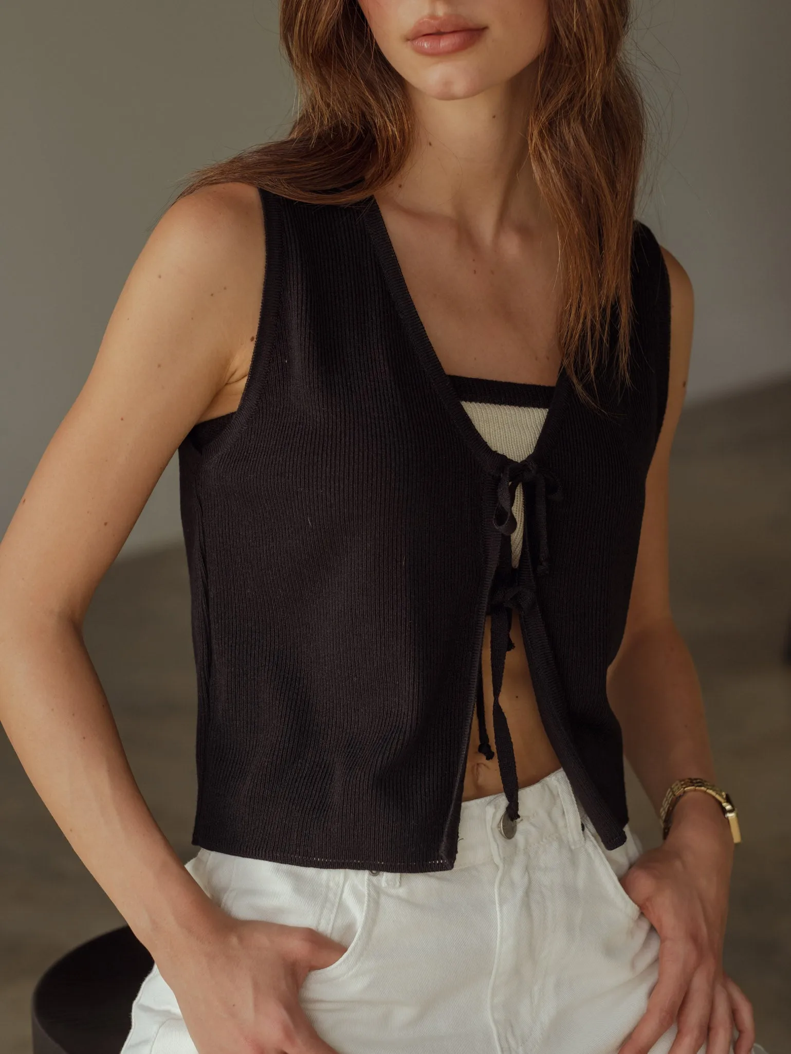 STRAPLESS TIE KNIT TOP - CREAMY & BLACK