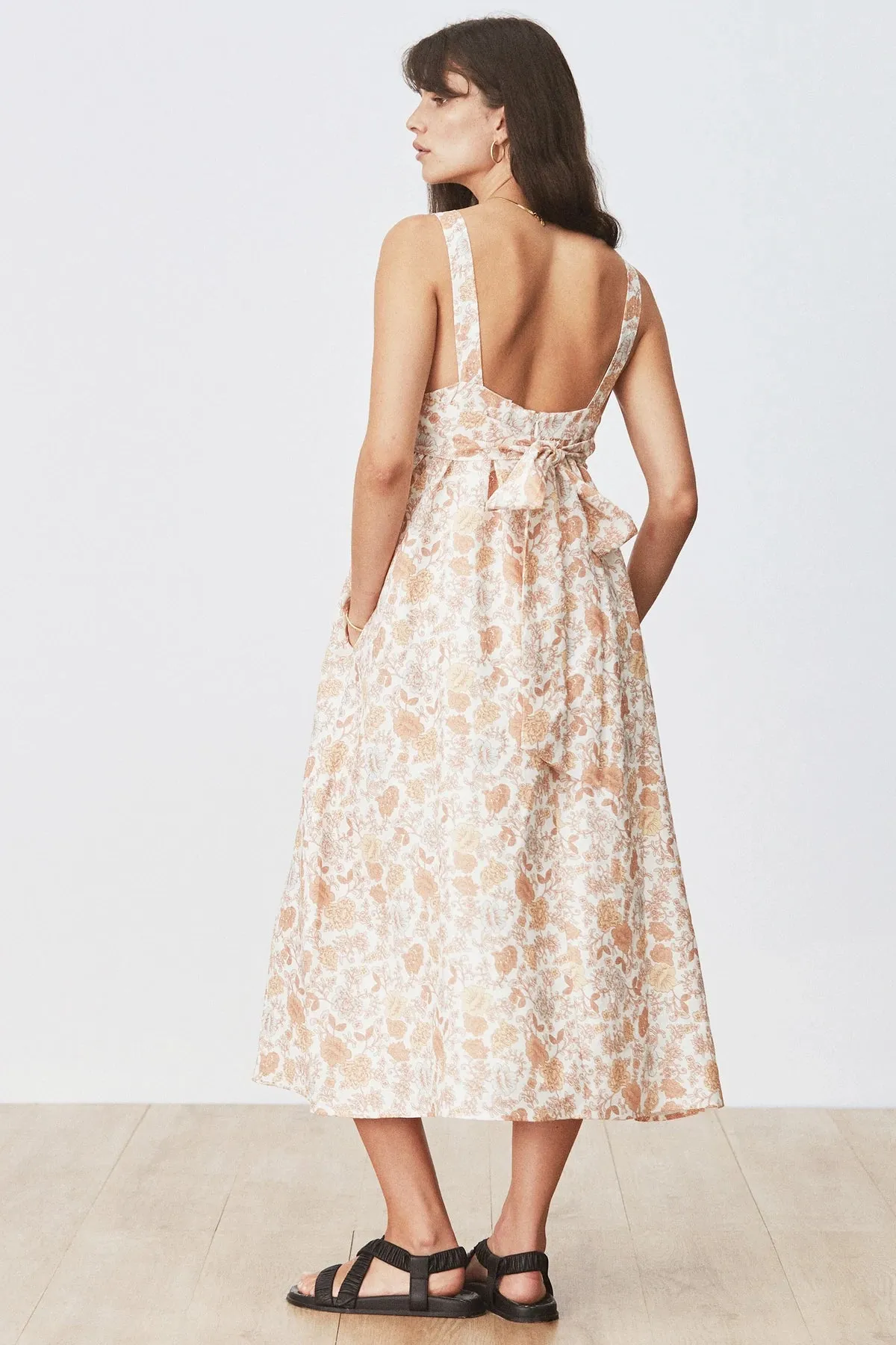 The Vivanna Dress