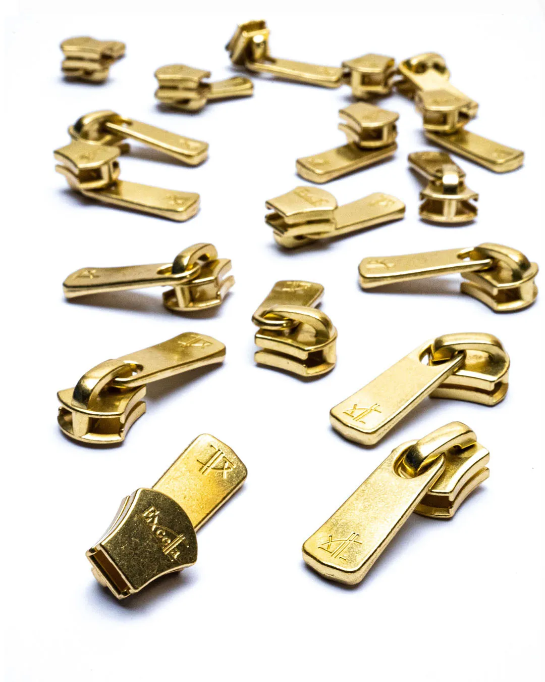 YKK Excella® slider with puller